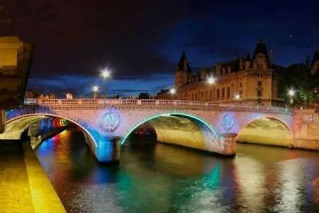 6th - Guisarde - Latin Quarter Appartamento